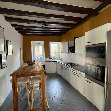 Logement Centre Ville 1 A 4 Chambres Alencon Bagian luar foto
